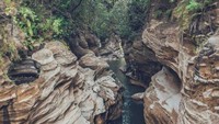 Menjelajah Kedung Cinet, Grand Canyon Mini Jombang yang Masih Alami