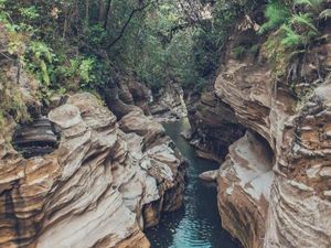 Menjelajah Kedung Cinet, Grand Canyon Mini Jombang yang Masih Alami