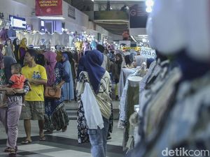 Coba Lihat Nih Kondisi Pasar Tanah Abang Usai TikTok Shop Tutup
