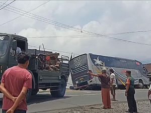 Ojek Sayur di Rejang Lebong Tewas Terlindas Bus AKAP Ojek Sayur di Rejang Lebong Tewas Terlindas Bus AKAP