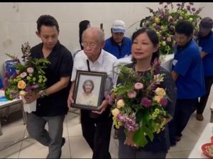 Kisah Haru Warga Kota Malang Donorkan Mata dan Jenazah untuk Pendidikan Kisah Haru Warga Kota Malang Donorkan Mata dan Jenazah untuk Pendidikan