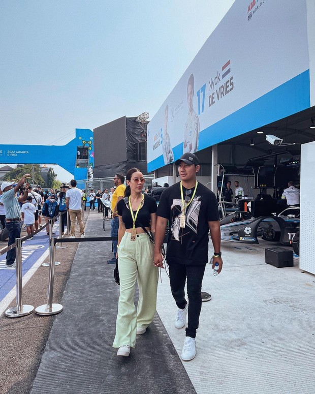 Patricia Schuldtz dan Darma Mangkuluhur