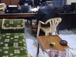 Amarah Memuncak Holili Tusuk Tetangga yang Perkosa Ibunya hingga Tewas