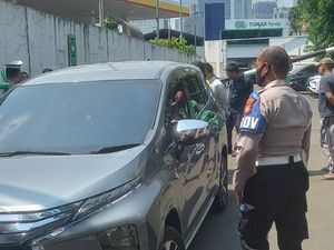 Pemobil Meninggal di Tendean Driver Taksi Online, Diduga Serangan Jantung