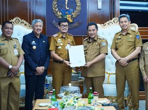 Andi Tjalo Jadi Sekda Pinrang, SK Diserahkan Pj Gubernur Sulsel
