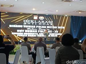 Polda Metro Gelar Deklarasi Antihoaks Jelang Pemilu 2024 Polda Metro Gelar Deklarasi Antihoaks Jelang Pemilu 2024