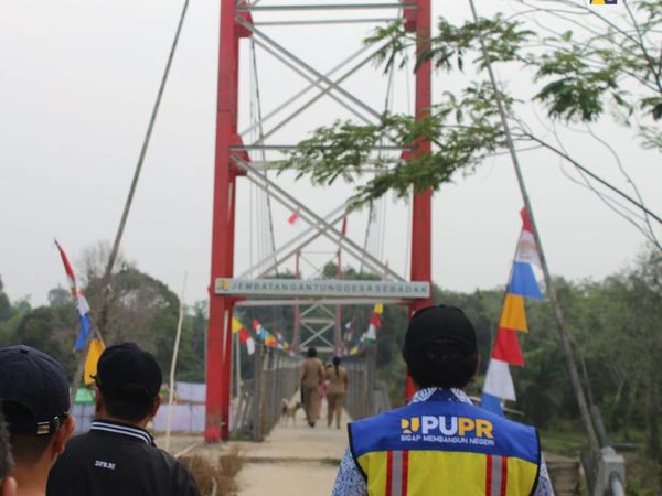 Potret 3 Jembatan Gantung di Kalbar Senilai Rp 15,1 M yang Baru Diresmikan
