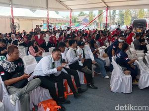 Menaker Wanti-wanti Calon TKI Indramayu Tempuh Proses Legal Menaker Wanti-wanti Calon TKI Indramayu Tempuh Proses Legal