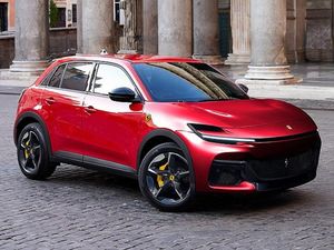 Jika Ferrari Lahirkan Baby SUV, Begini Tampangnya