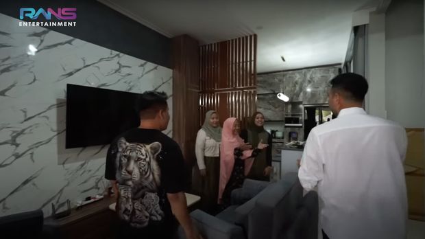 Rumah Merry Raffi Ahmad
