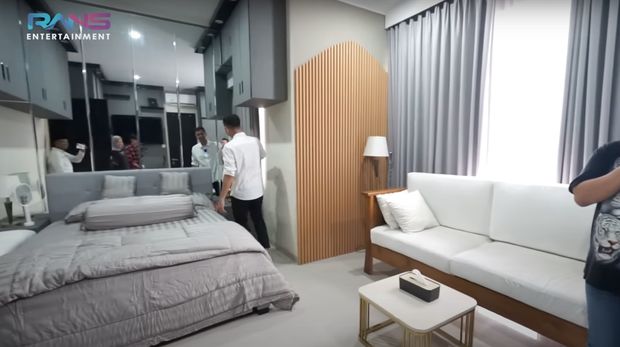 Rumah Merry Raffi Ahmad