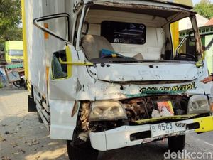 5 Kendaraan Terlibat Tabrakan Beruntun di Mlese Klaten