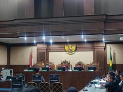 Jaksa Ungkap Aliran Duit Miliaran Kasus BTS : Komisi I hingga Dito Ariotedjo