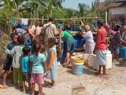 Krisis Air Bersih Meluas di 13 Kecamatan Lamongan, 3 Daerah Siaga Darurat