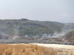 Kebakaran TPA Jatibarang Semarang, Masih Ada Bara Api di Tumpukan Sampah