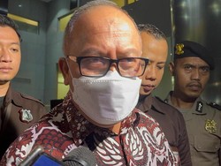 Usai 11 Jam Diperiksa KPK, Sekjen Kementan Ngaku Dicecar 17 Pertanyaan