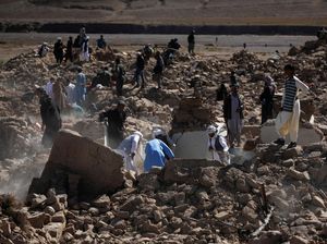Mayoritas Korban Gempa di Afghanistan Wanita dan Anak-anak Mayoritas Korban Gempa di Afghanistan Wanita dan Anak-anak