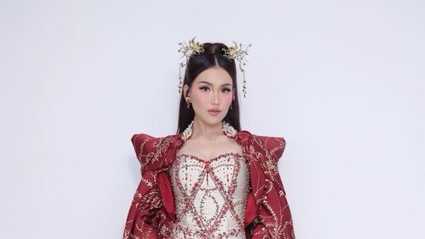 8 Potret Ayu Ting Ting Tampil Beda Bak Gadis Tionghoa, Cantik Memesona