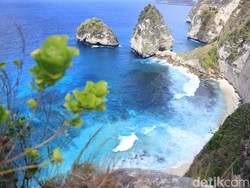 Pelaku Wisata Geram Turis Dipalak di Diamond Beach Nusa Penida