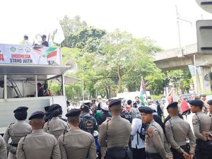 PA 212 Gelar Demo Bela Palestina di Depan Kedubes AS