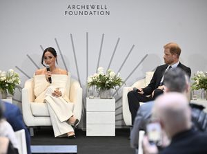 Meghan Markle-Pangeran Harry Tak Diundang ke Pernikahan Ayah Baptis Archie