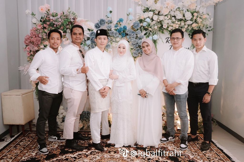 Nadya Mustika dan Iqbal Fitrah Rosadi