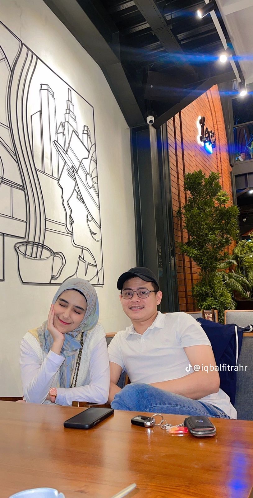 Nadya Mustika dan Iqbal Fitrah Rosadi