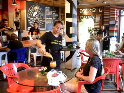 Uniknya Seniman Coffee Studio Ubud, Saat Kopi Berpadu dengan Seni