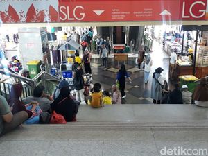 Kondisi Pasar Tanah Abang Usai TikTok Shop Ditutup, Lihat Sendiri Nih! Kondisi Pasar Tanah Abang Usai TikTok Shop Ditutup, Lihat Sendiri Nih!