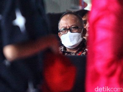 Sekjen Kementan Kasdi Subagyono Kembali Diperiksa KPK