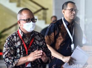 Kasdi Subagyono Akui Ada Praktik Patungan Eselon I Kementan Kasdi Subagyono Akui Ada Praktik Patungan Eselon I Kementan