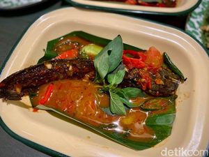 Warung Mebo: Sedapnya Mangut Lele dan Nasi Goreng Kecombrang Khas Yogyakarta Warung Mebo: Sedapnya Mangut Lele dan Nasi Goreng Kecombrang Khas Yogyakarta