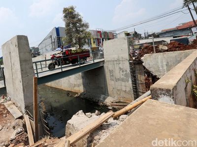Antisipasi Banjir, Jembatan di Tangsel Diperbaiki