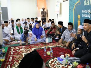Ganjar Sowan ke Ponpes Nurul Ibad dan Ziarah ke Makam Ulama Betawi