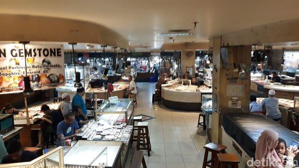 Kilau Bisnis Batu Akik Mulai Redup