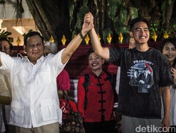 Kaesang Pimpin Deklarasi PSI Dukung Prabowo-Gibran di 2024