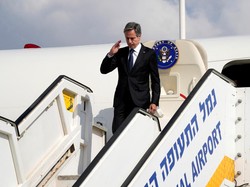 Ngeri! Pesawat Boeing 737 Menlu AS Alami Kebocoran Oksigen