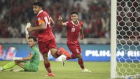 Hingga pluit panjang dibunyikan hasil akhir 6-0 untuk kemenangan Indonesia.  