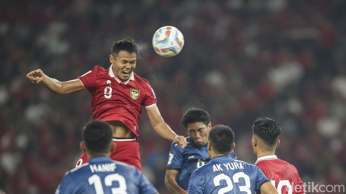 Timnas Indonesia meraih kemenangan telak atas Brunei Darussalam di Kualifikasi Piala Dunia 2026. Tim Garuda menang 6-0 dengan diwarnai hat-trick Dimas Drajad, Kamis (12/10/2023).