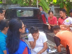 Berpakaian Serba Putih, Perempuan di Karangasem Nekat Ceburkan Diri ke Laut