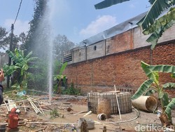 Camat: Dinas ESDM Jabar Ambil Sampel dari Sumur Bor Semburkan Gas di Bogor