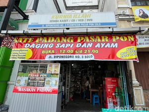 Dulu Berjaya, Toko Kaset Kurnia Ilahi Solo Kini Juga Jual Sate Padang Dulu Berjaya, Toko Kaset Kurnia Ilahi Solo Kini Juga Jual Sate Padang