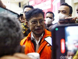 SYL Disebut Gunakan Miliaran Uang Korupsi untuk Perawatan Wajah SYL Disebut Gunakan Miliaran Uang Korupsi untuk Perawatan Wajah