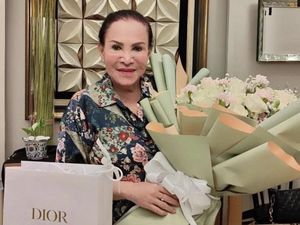 Keasyikan Bukber hingga Lupa Jaga Makan Bikin Mpok Atiek Masuk ICU Keasyikan Bukber hingga Lupa Jaga Makan Bikin Mpok Atiek Masuk ICU