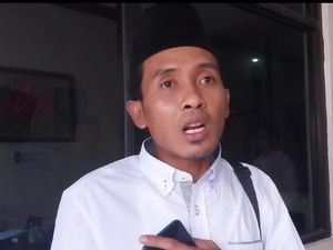 Dipolisikan Wali Muridnya, Guru Honorer Berharap Divonis Ringan Dipolisikan Wali Muridnya, Guru Honorer Berharap Divonis Ringan