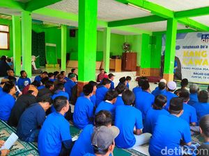 Doa Santri Garut untuk Gibran Jadi Cawapres