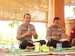 Jumat Curhat, Kapolres Malang Ajak Masyarakat Wujudkan Pemilu 2024 Damai