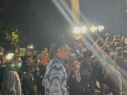 Ketum Parpol Koalisi Indonesia Maju Tiba di Kediaman Prabowo