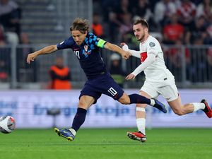 Hasil Kualifikasi Euro 2024 Dini Hari Tadi: Kroasia Tumbang Hasil Kualifikasi Euro 2024 Dini Hari Tadi: Kroasia Tumbang