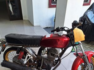 Kemenkeu Lelang Motor Honda GL100 Klasik, Harga Rp 55 Ribuan!